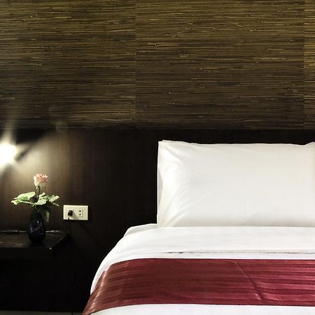 The Ratchathani Hotel Ubon Ratchathani Bagian luar foto