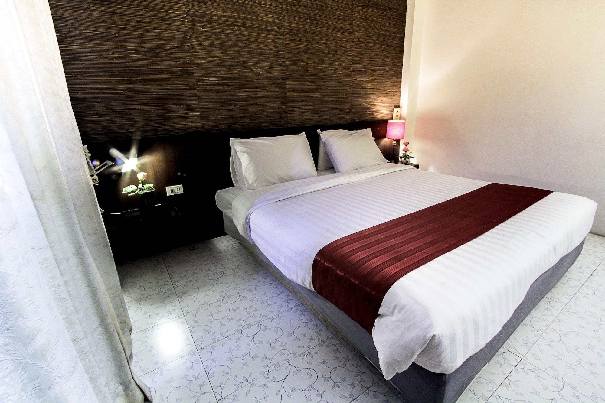 The Ratchathani Hotel Ubon Ratchathani Bagian luar foto