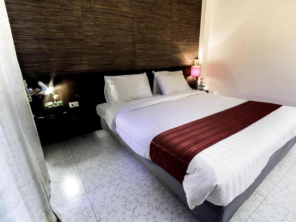 The Ratchathani Hotel Ubon Ratchathani Bagian luar foto