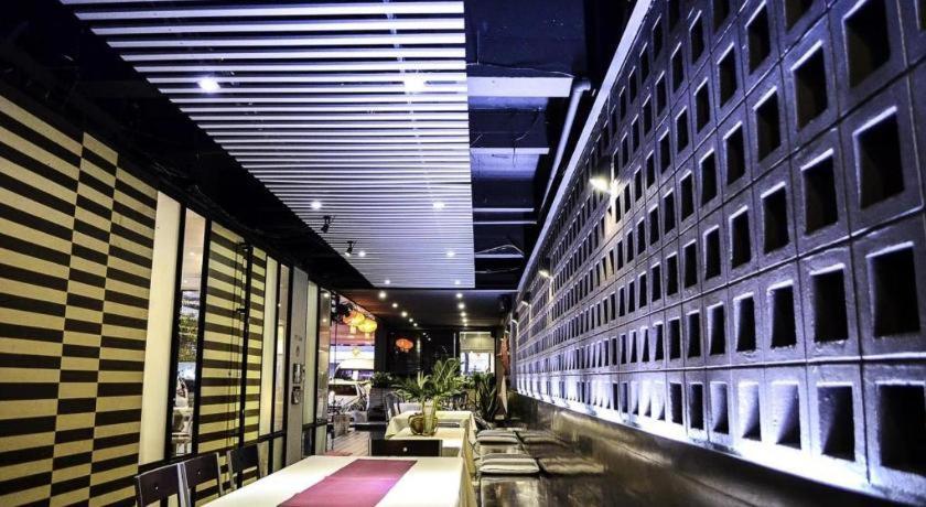The Ratchathani Hotel Ubon Ratchathani Bagian luar foto
