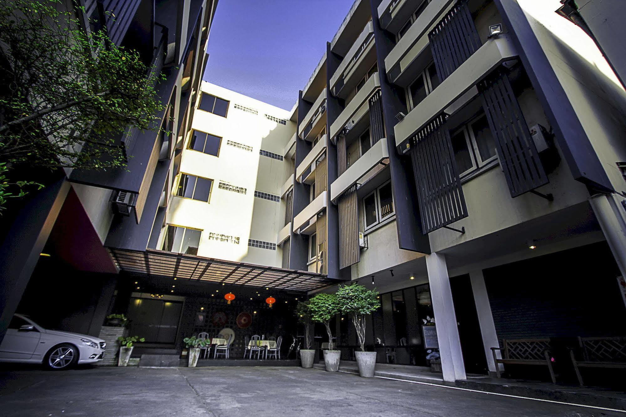 The Ratchathani Hotel Ubon Ratchathani Bagian luar foto